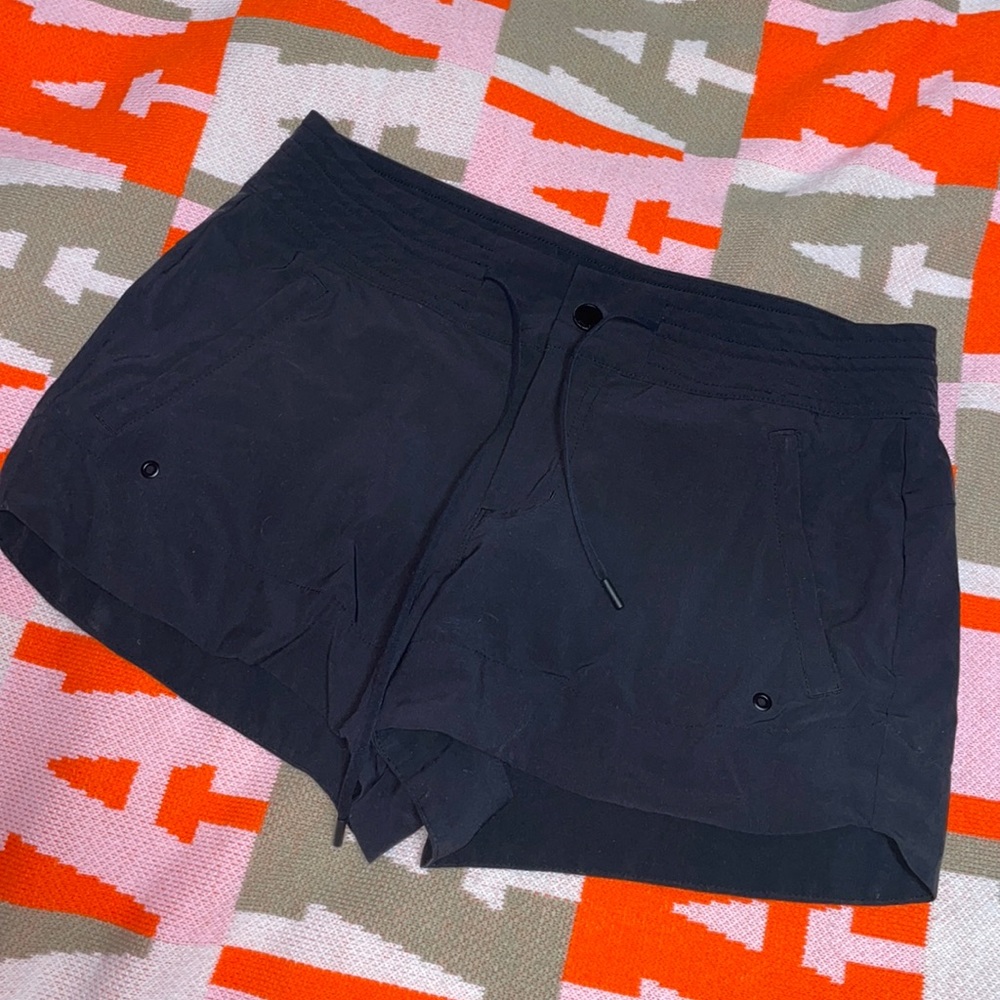 Athleta board shorts with zippers